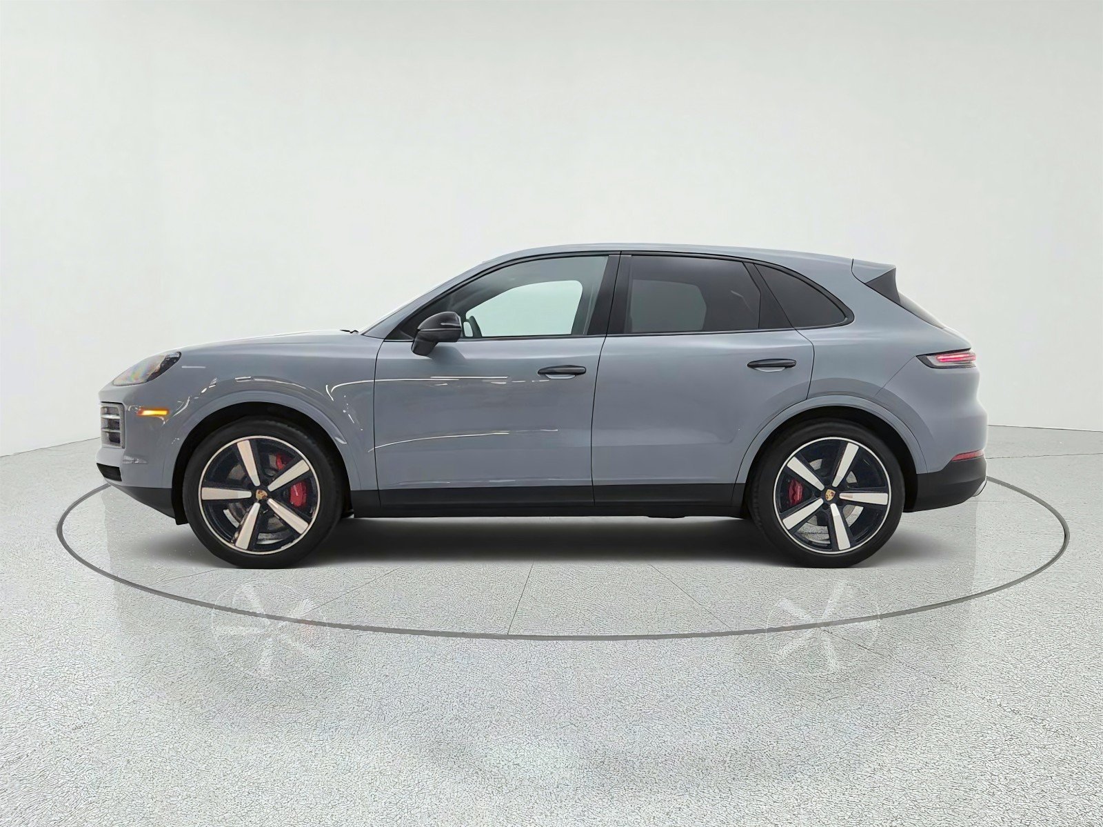 Used 2024 Arctic Grey Porsche S AWD image 8