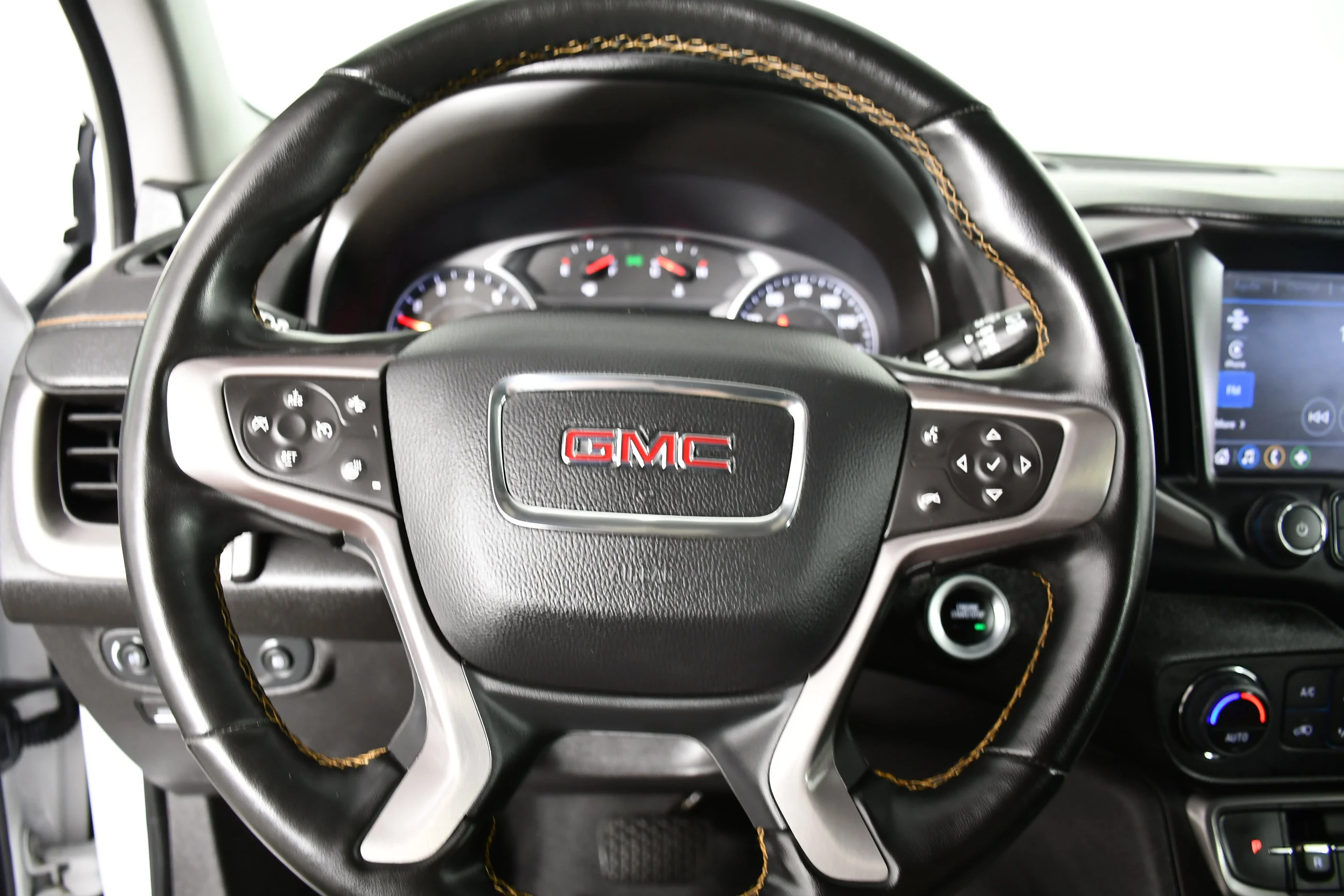 Used 2024 Summit White GMC AT4 image 19