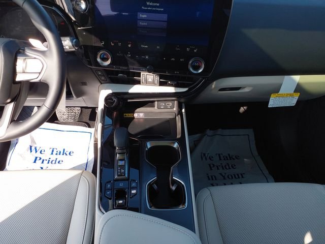 2026 Lexus NX 450h+ Luxury - Photo 11