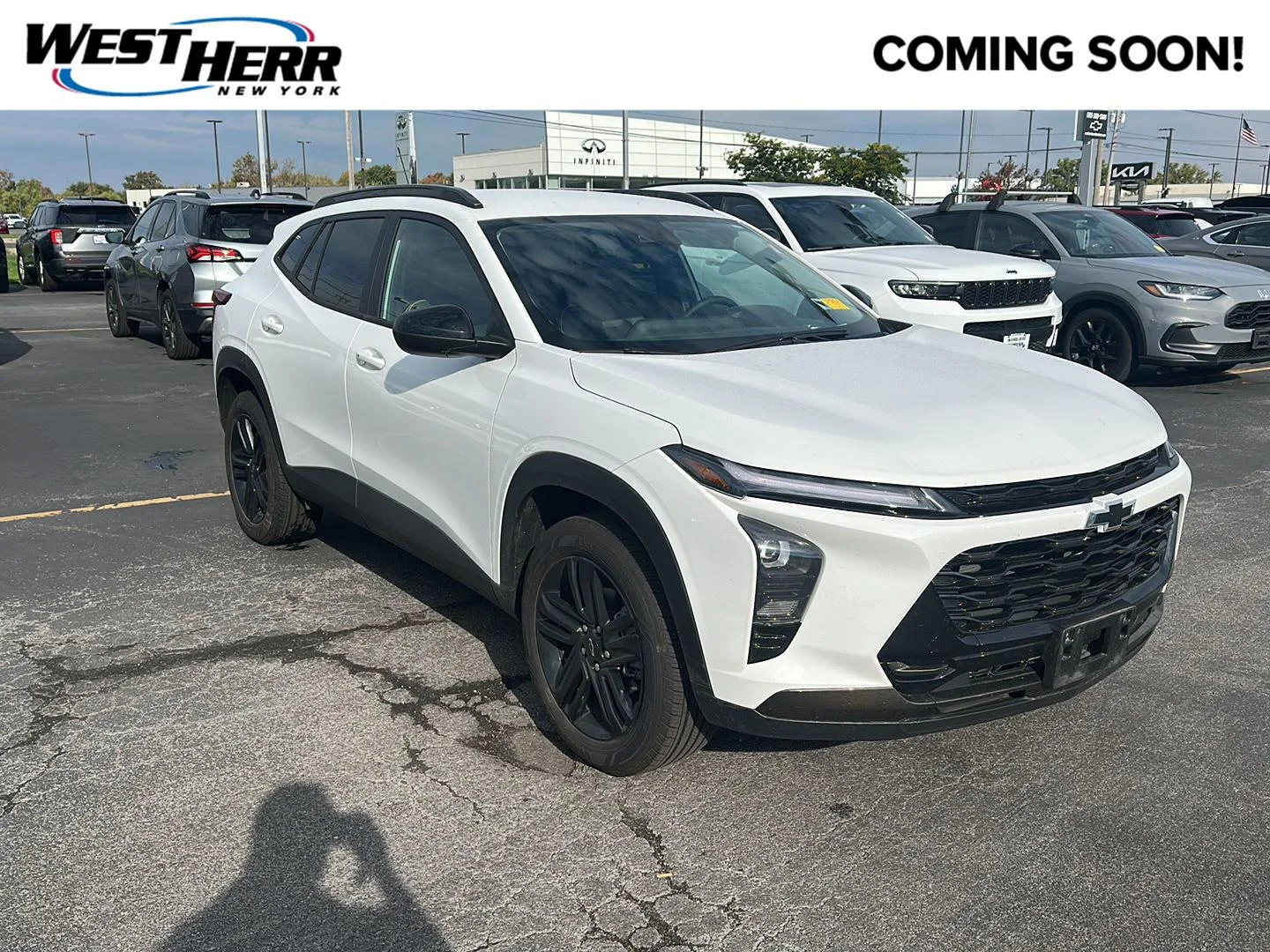 Used 2025 Summit White Chevrolet ACTIV image 1