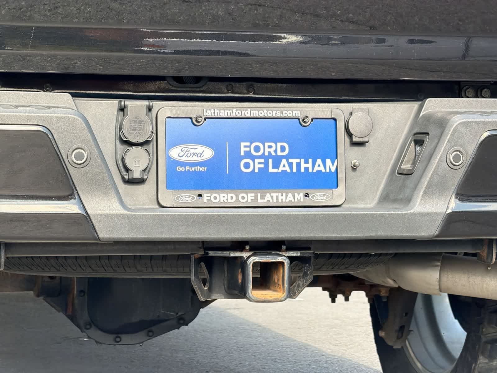 Used 2022 Agate Black Metallic Ford Platinum image 37