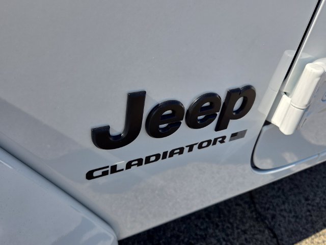 New 2027 Bright White Clearcoat Jeep Sport image 16