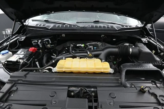 Used 2019 Gray Ford XL image 29