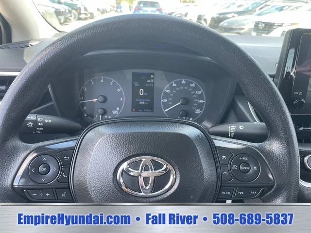 Used 2025  Toyota LE image 25