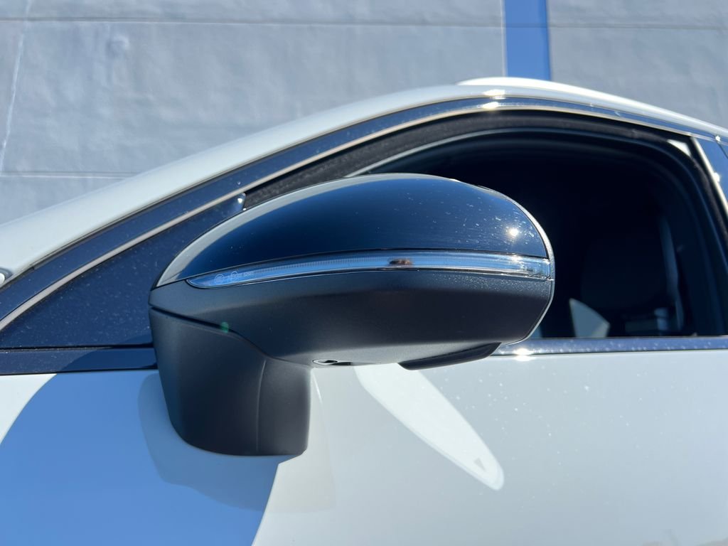 New 2026 MANUFAKTUR Alpine Grey Mercedes-Benz GLC300 image 28