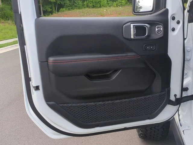 Used 2025 White Jeep Rubicon X image 30