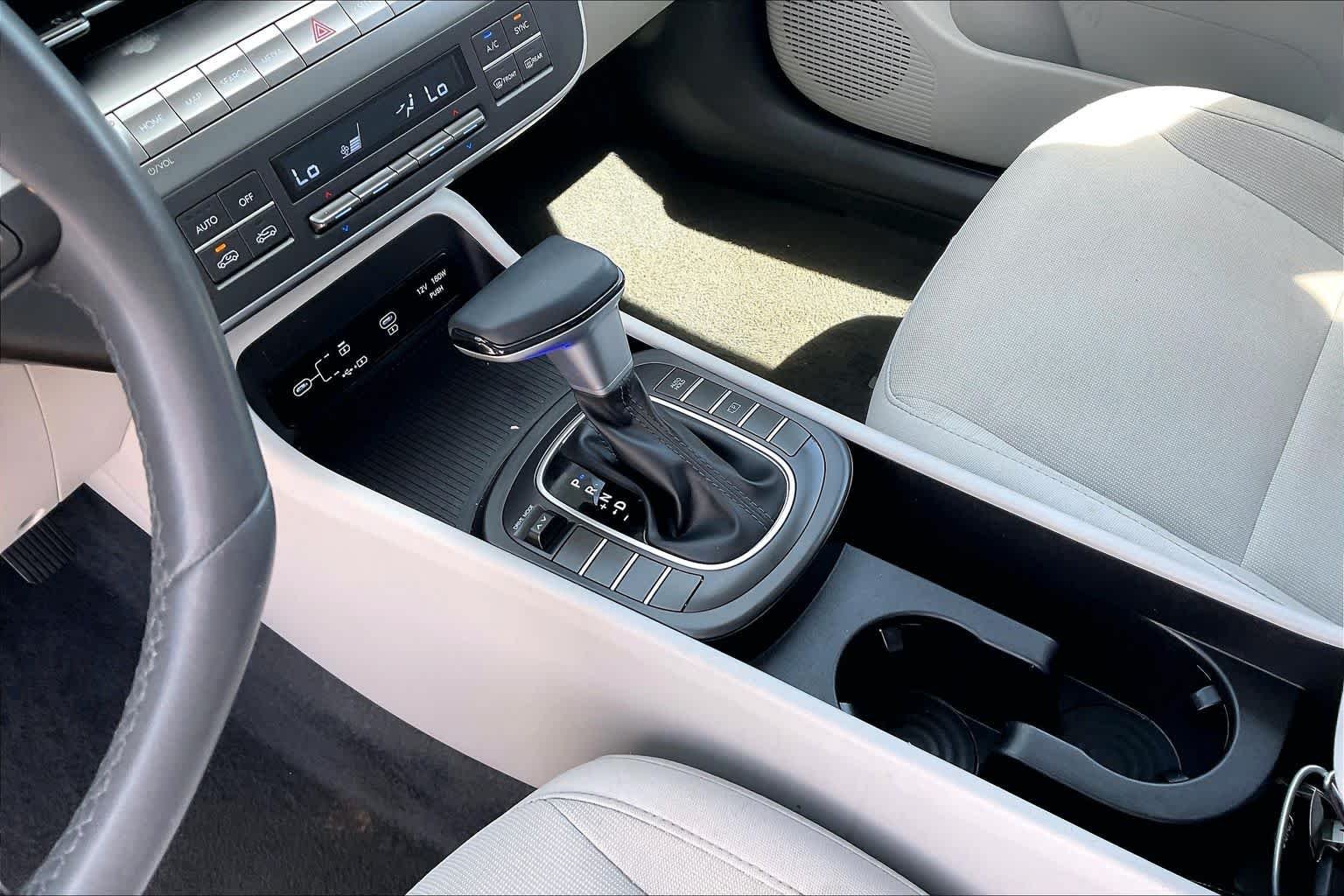 Used 2025 Mirage Green Hyundai SEL image 16
