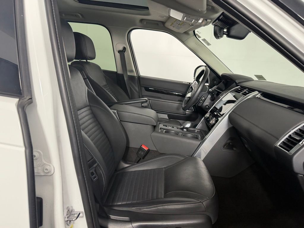 Used 2024 Fuji White Land Rover S image 30