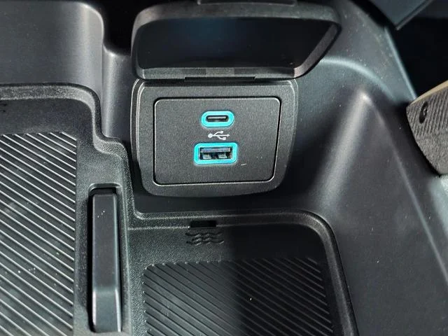 New 2025 Oxford White Ford Badlands® image 61