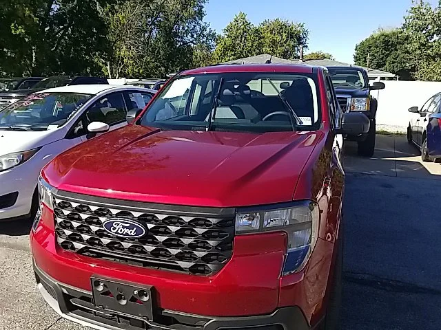 Used 2025 Red Ford XLT image 10