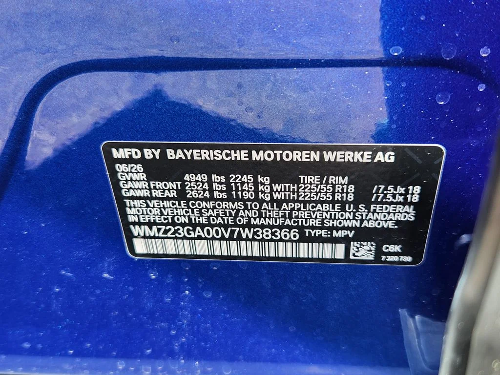 New 2027 Blazing Blue Metallic MINI S Oxford Edition image 20