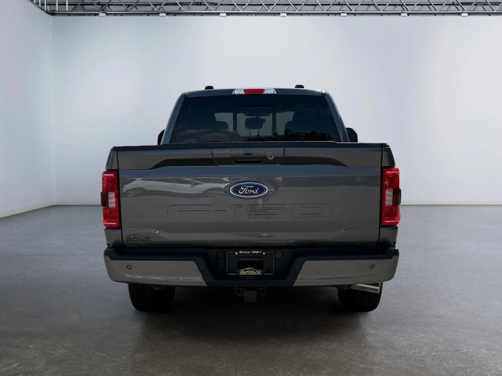 Used 2023 Carbonized Gray Ford XLT image 4