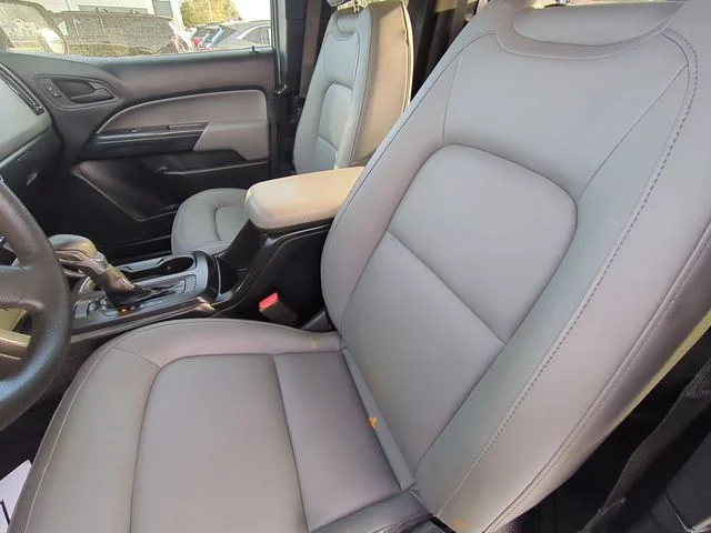 Used 2022 White Chevrolet Work Truck image 21