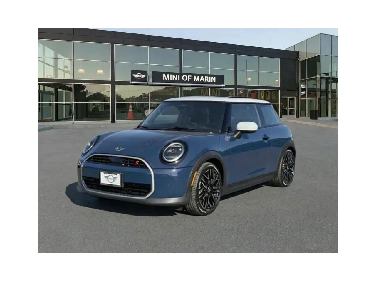 2026 MINI Hardtop Cooper S Signature's photo