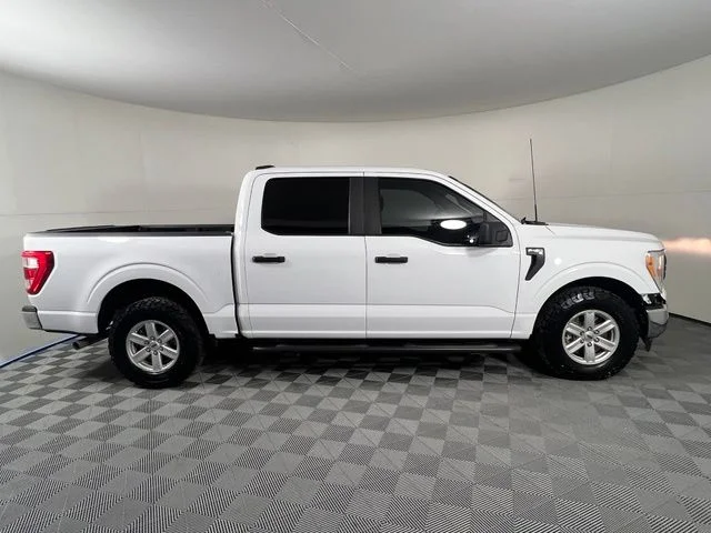 Used 2022 White Ford XL image 8