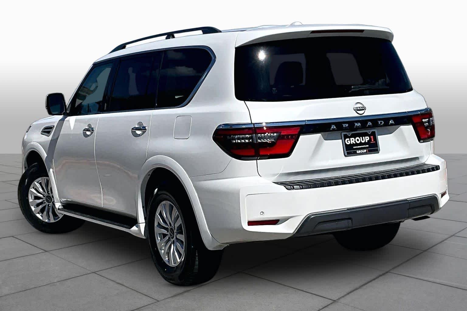 Certified Used 2023 Aspen White Tricoat Nissan SV image 12