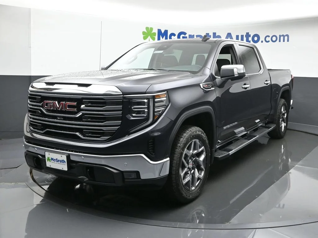 Certified Used 2025 Silver GMC SLT image 28