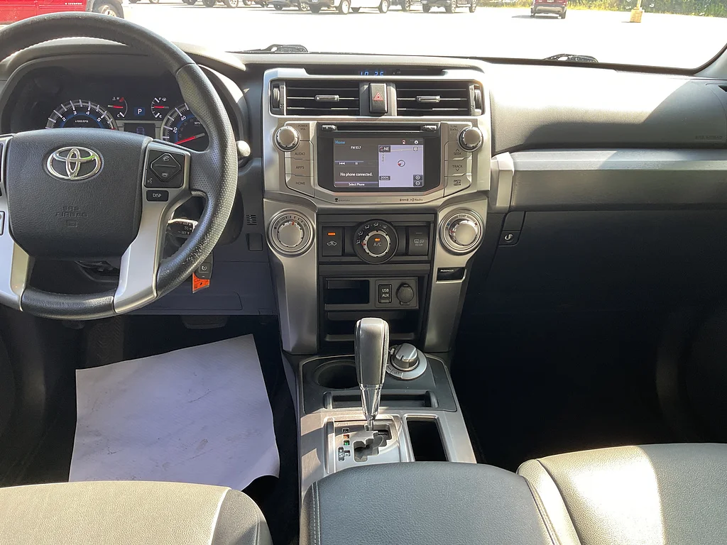 Used 2019 Midnight Black Metallic Toyota SR5 Premium image 12