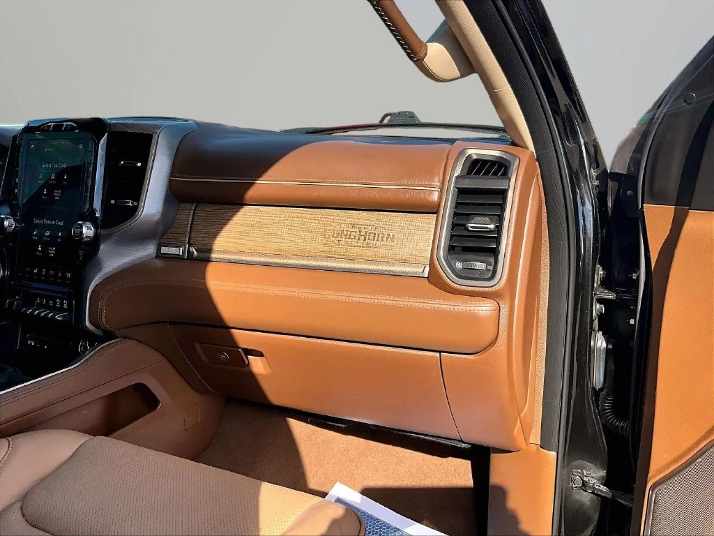 Used 2019 Black Ram Laramie Longhorn image 18