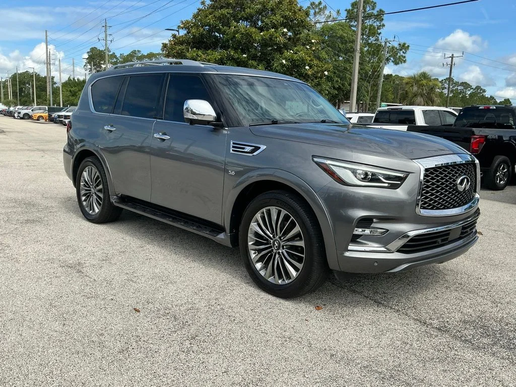 Used 2019 Gray INFINITI LUXE image 18
