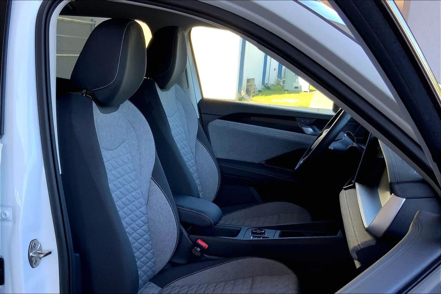 2026 Volkswagen Tiguan S - Photo 9