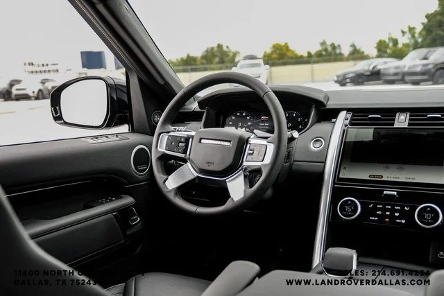 Used 2025 Santorini Black Metallic Land Rover S image 13
