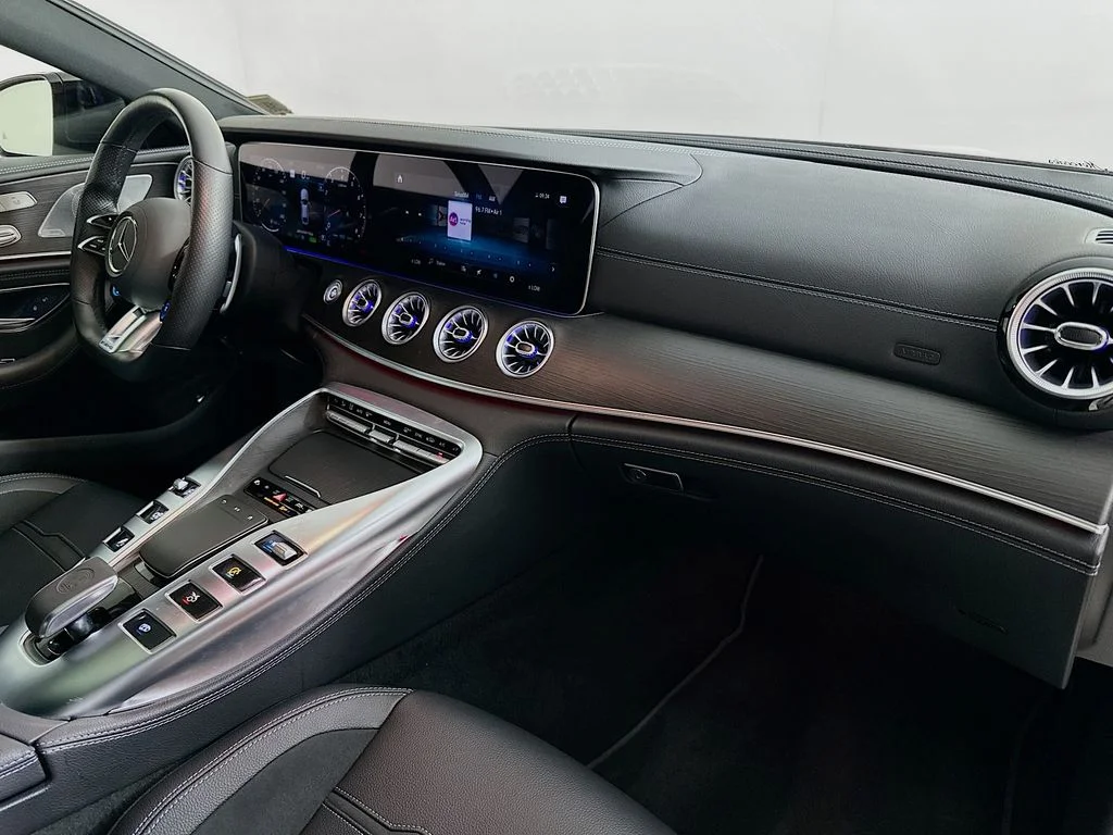 Used 2022 White Mercedes-Benz Base image 28
