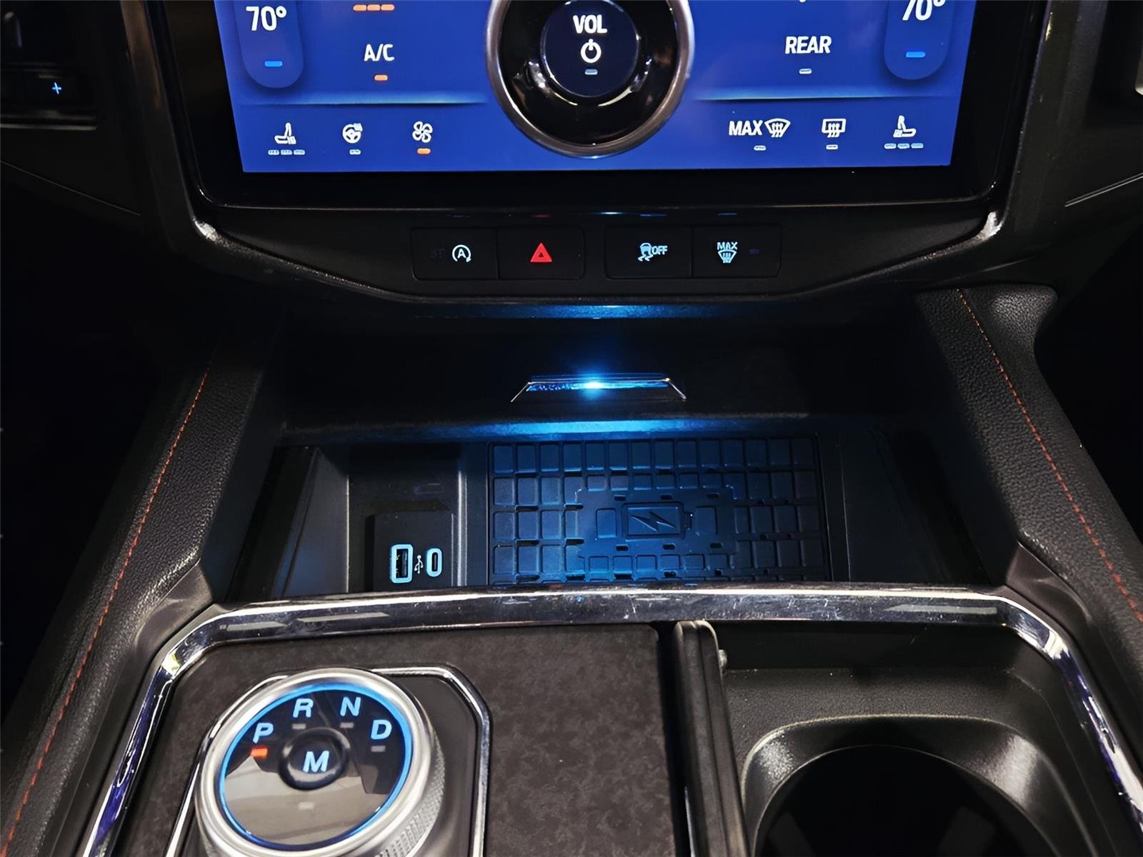 Used 2022 Dark Ford Limited image 29