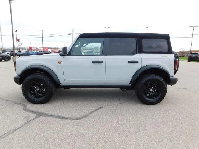 New 2026 Avalanche Gray Ford Badlands® image 47