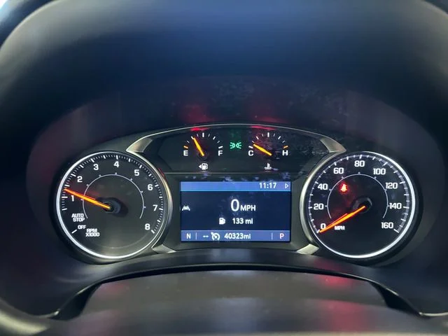 Used 2024 Silver GMC SLT image 17