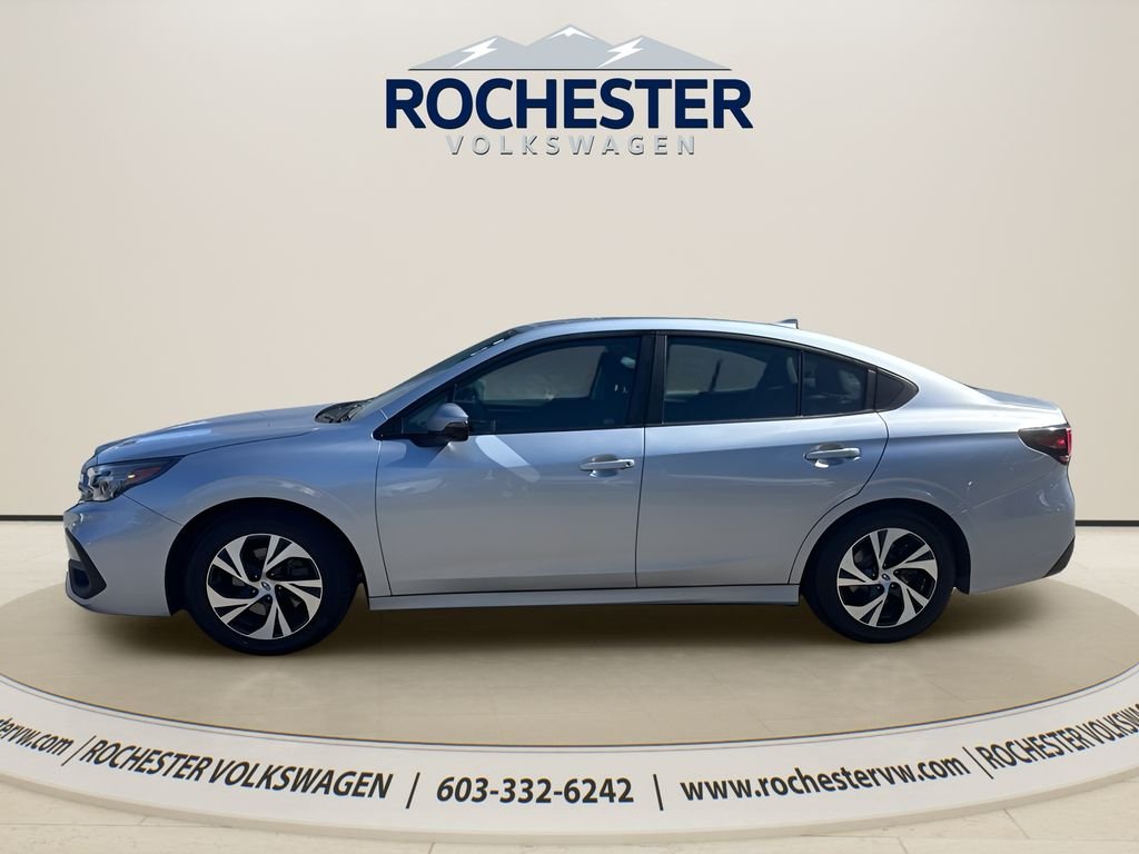 Used 2024 Ice Silver Metallic Subaru Premium image 3