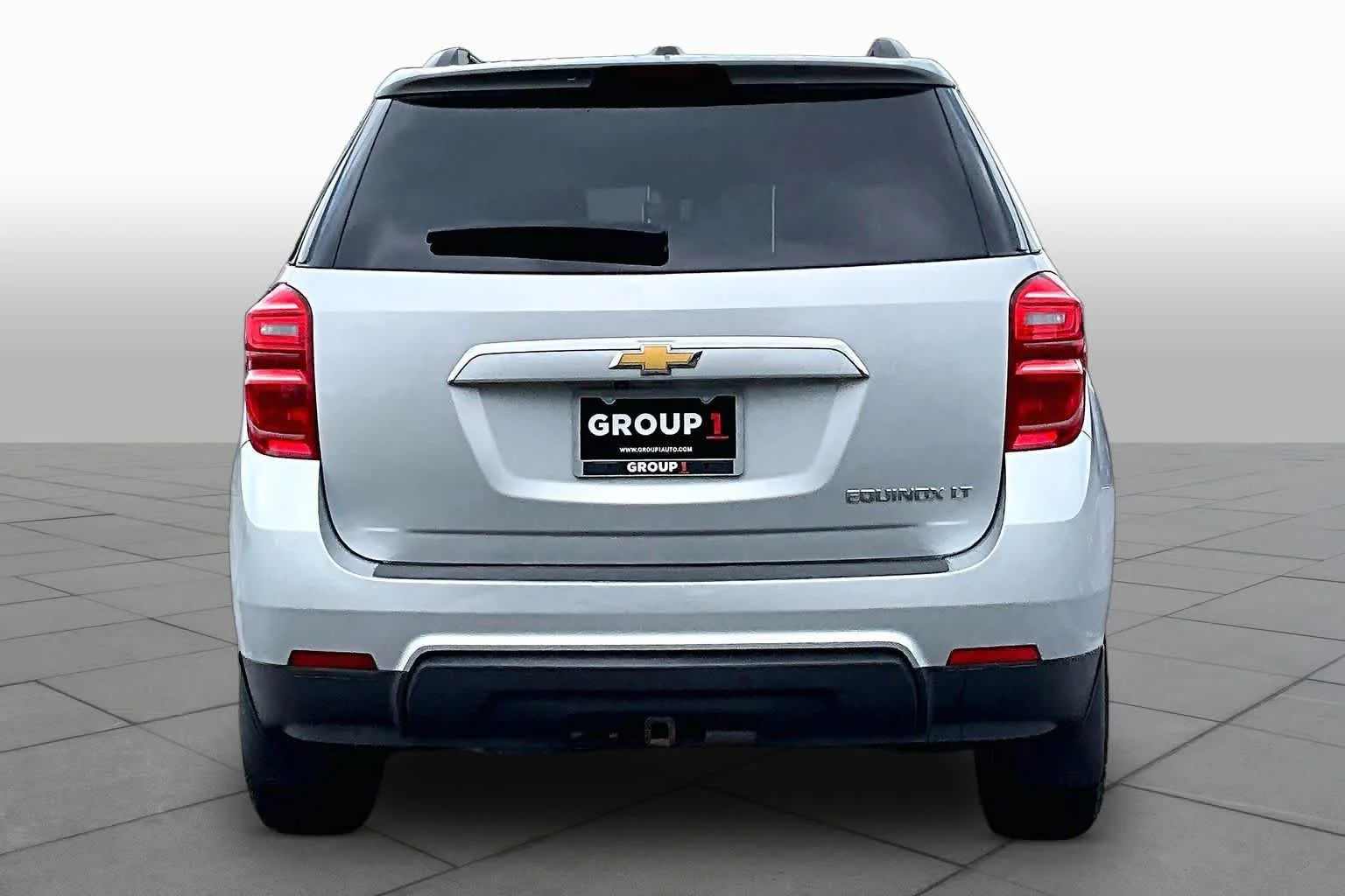 Used 2016 Silver Ice Metallic Chevrolet LT image 5