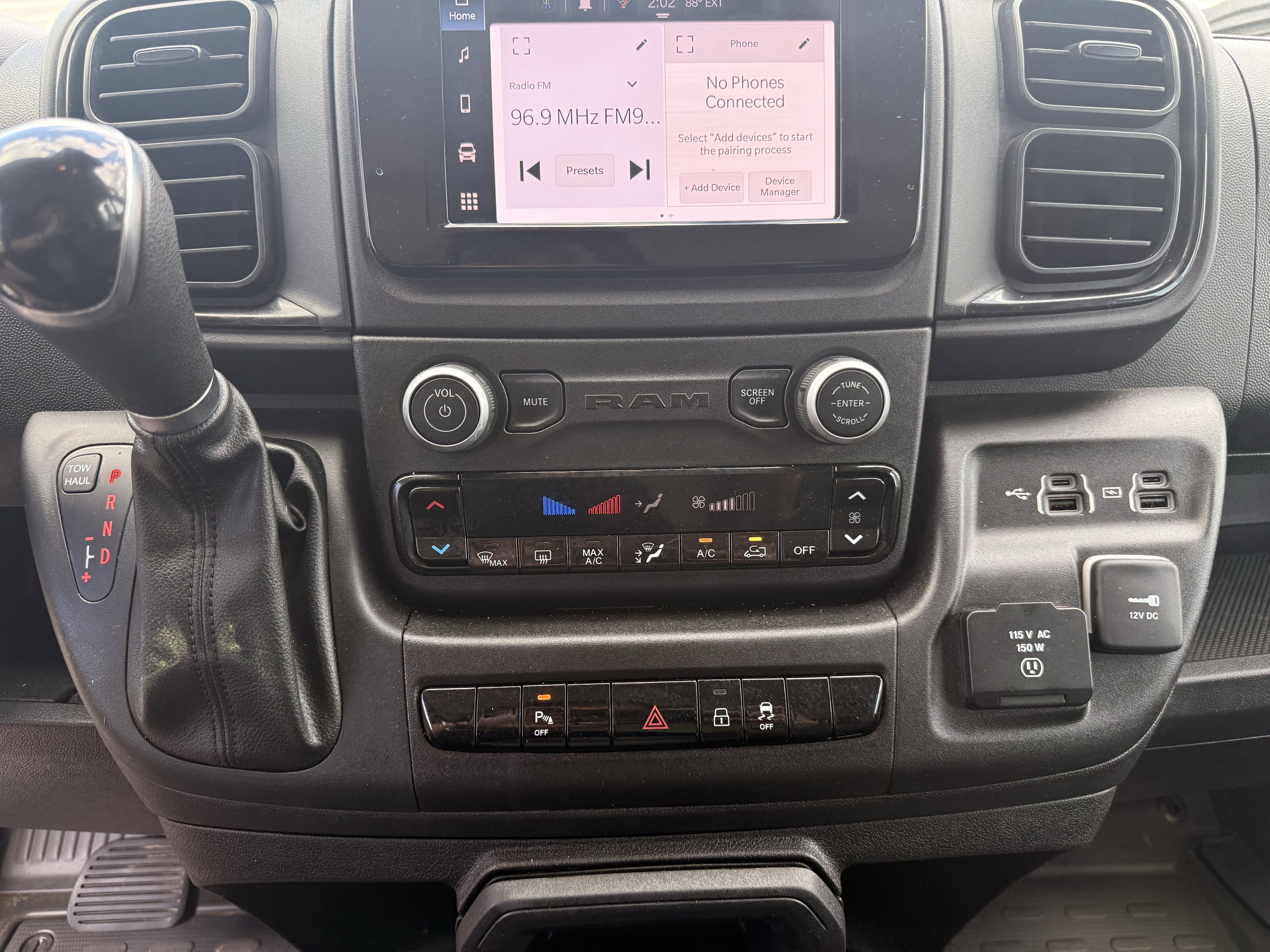 Used 2022 White Ram High Roof image 22