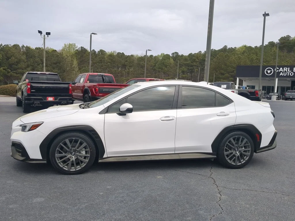 Used 2022 Ceramic White Subaru GT image 8