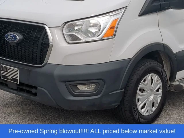 Used 2021 White Ford XL image 17