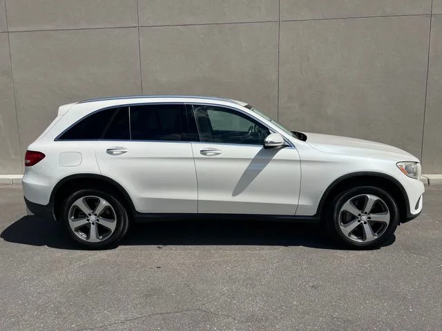 Used 2016 White Mercedes-Benz GLC 300 image 5