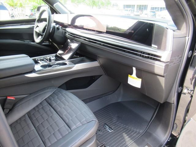 2026 Cadillac Escalade V-Series - Photo 10