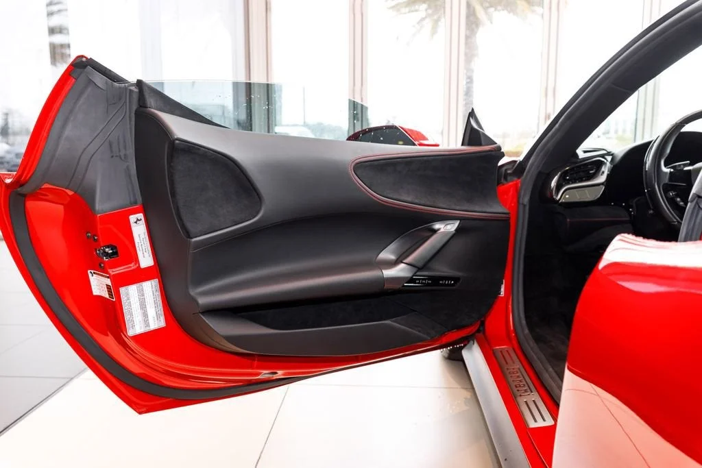 Used 2021 Rosso Corsa Ferrari  image 30