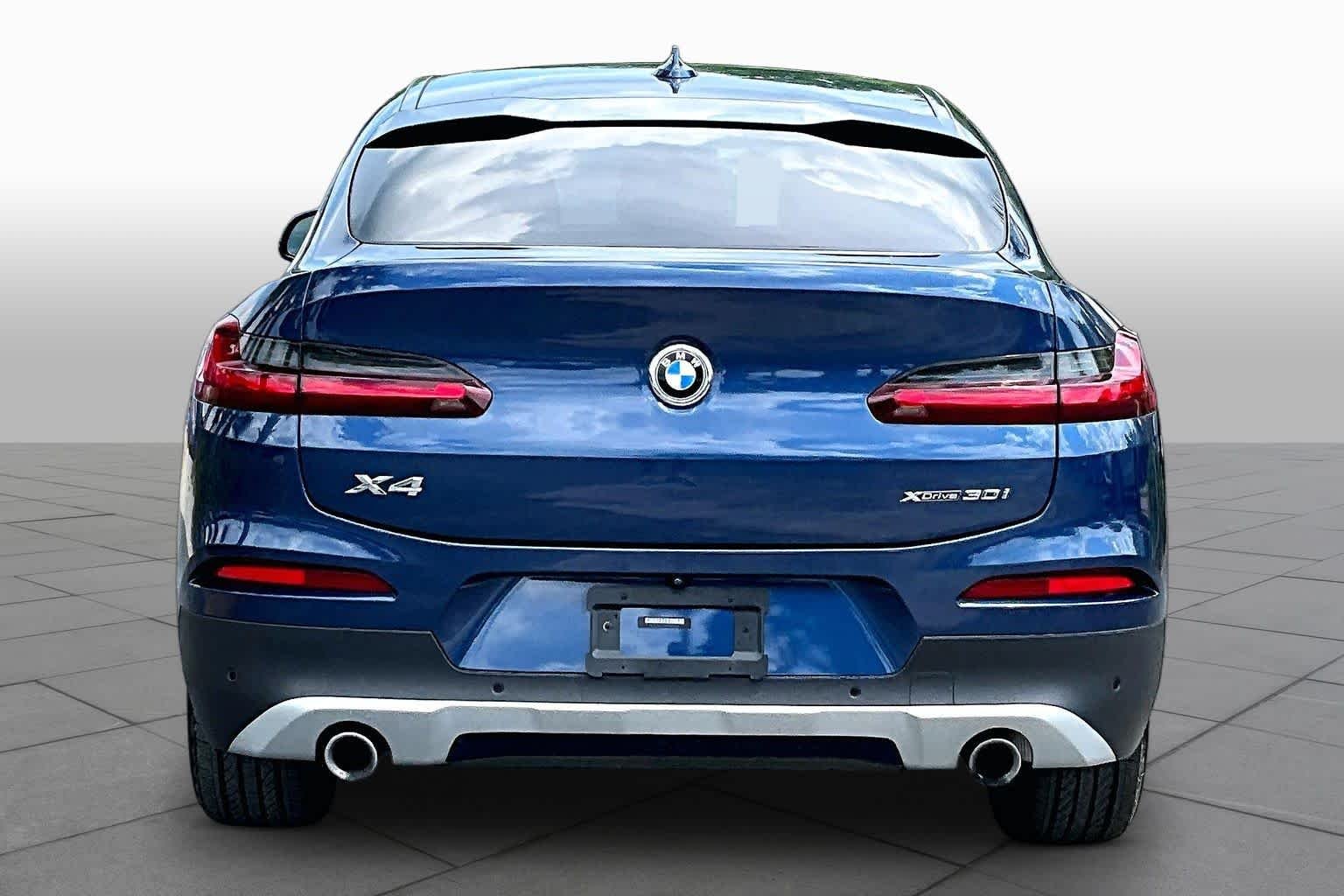 Used 2021 Phytonic Blue Metallic BMW xDrive30i image 5