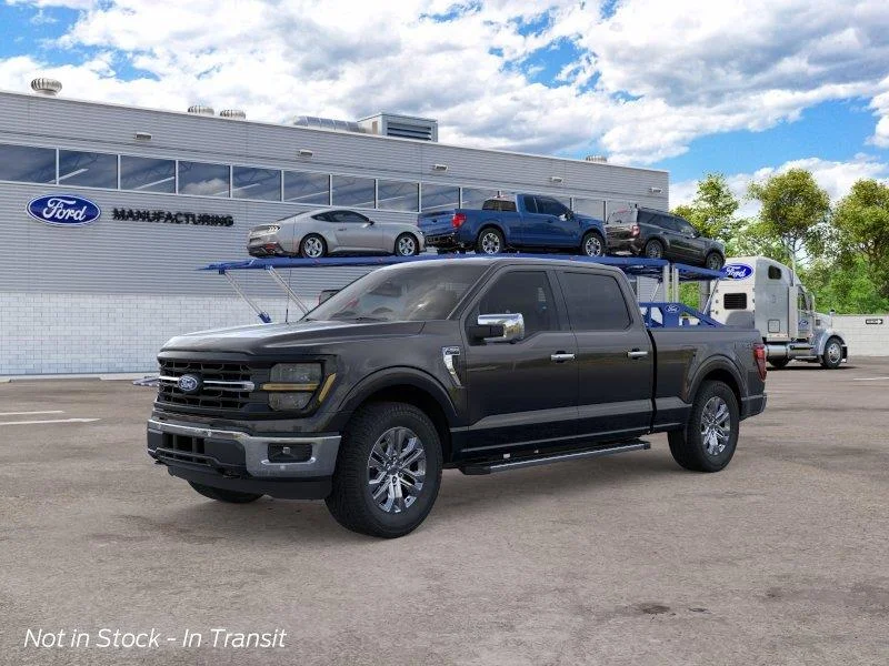 New 2026 Agate Black Metallic FORD XLT image 2