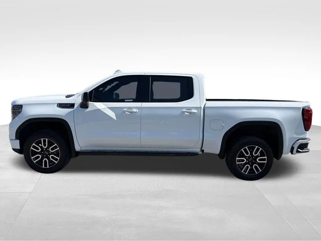 Used 2026 White GMC AT4 image 4
