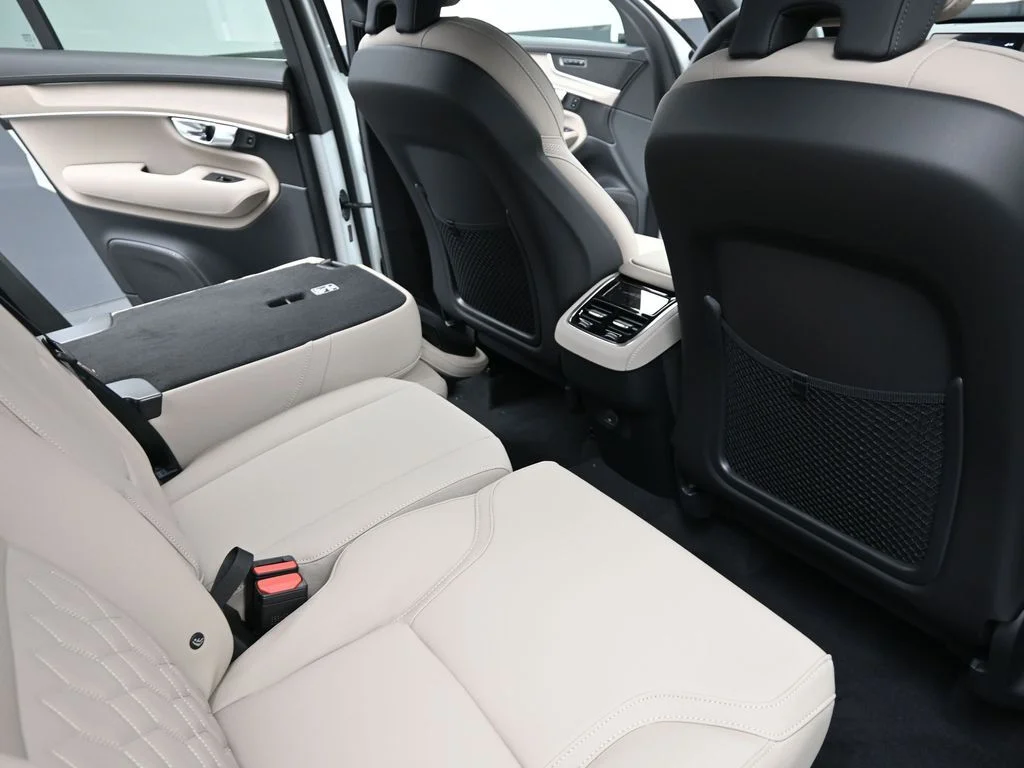 Used 2026 Crystal White Volvo Core image 22