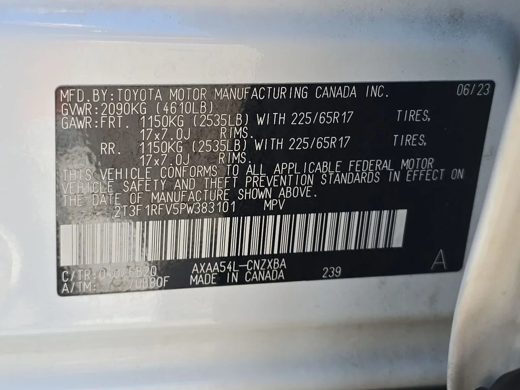 Used 2023 White Toyota LE image 15