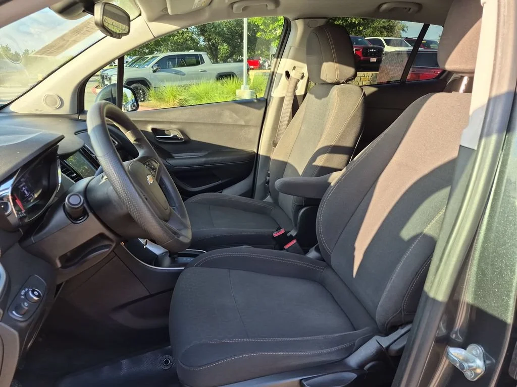 Used 2020 NIGHTFALL GRAY METALLIC Chevrolet LS image 21