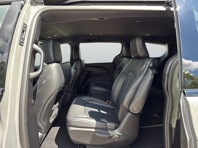 Used 2021 White Chrysler Touring L image 14
