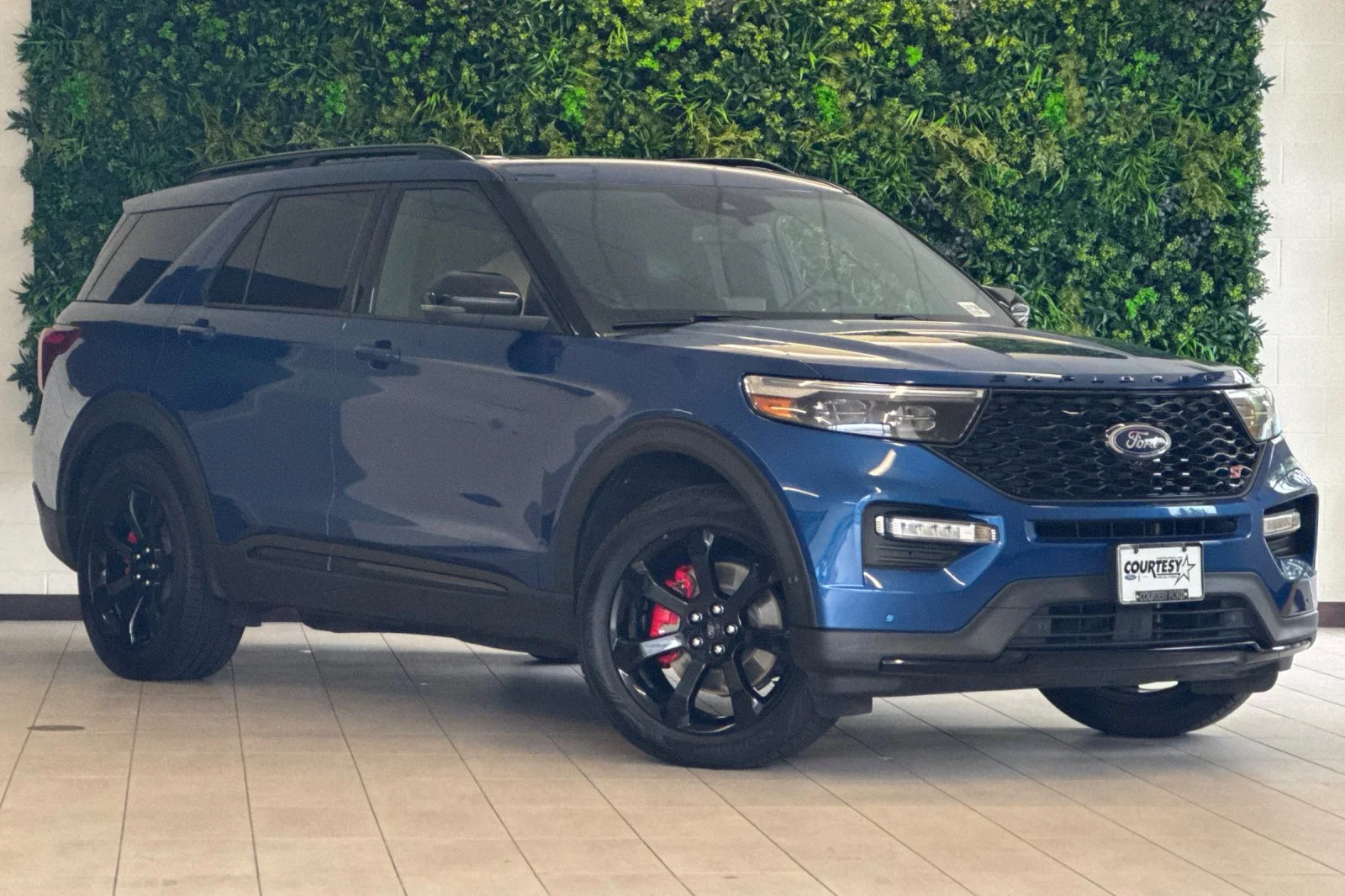 2020 Ford Explorer ST 4WD's photo