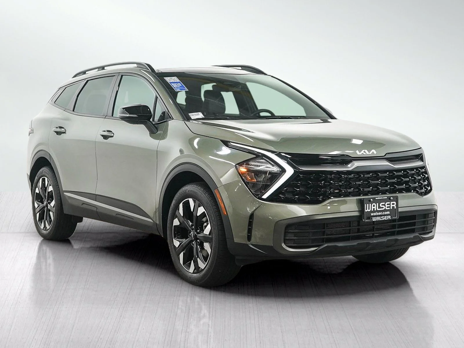 Used 2023 Jungle Green Kia X-Line AWD Premium Package image 9