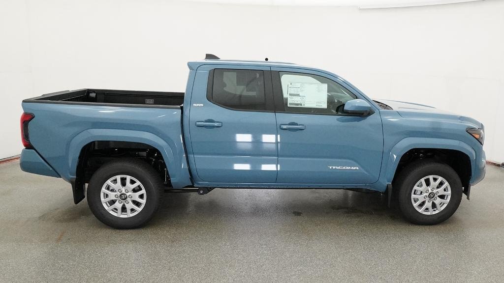 New 2026 Heritage Blue Toyota SR5 image 26