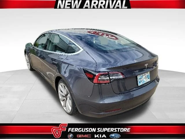 2019 Tesla Model 3 Base