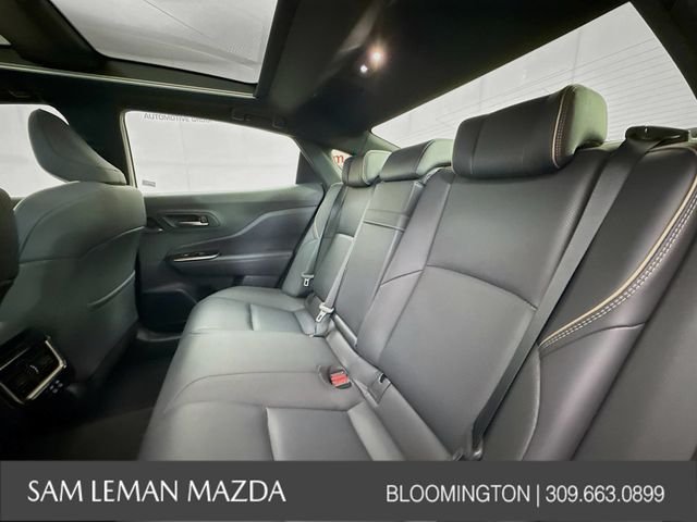 2025 Toyota Crown Platinum - Photo 25